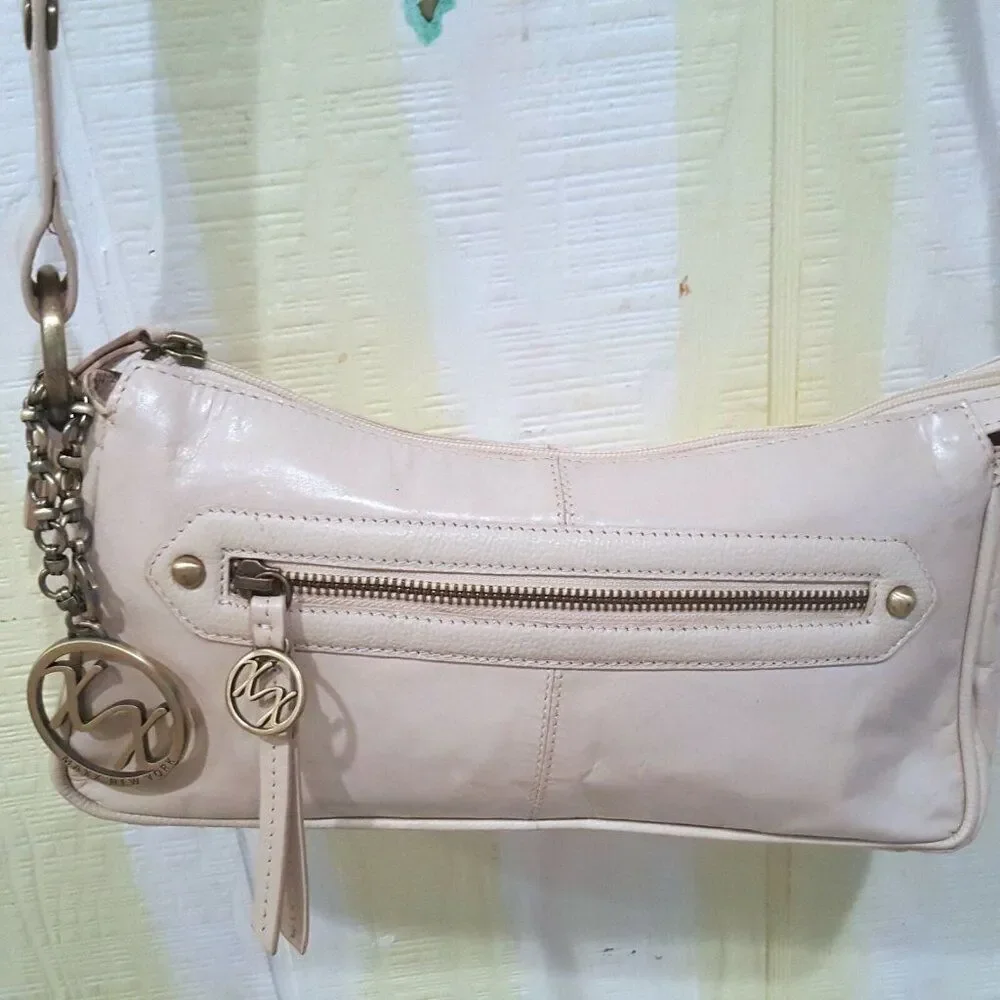 Maxx New York Womens Pocketbook Beige Small Shoulder Bag Leather Zipper